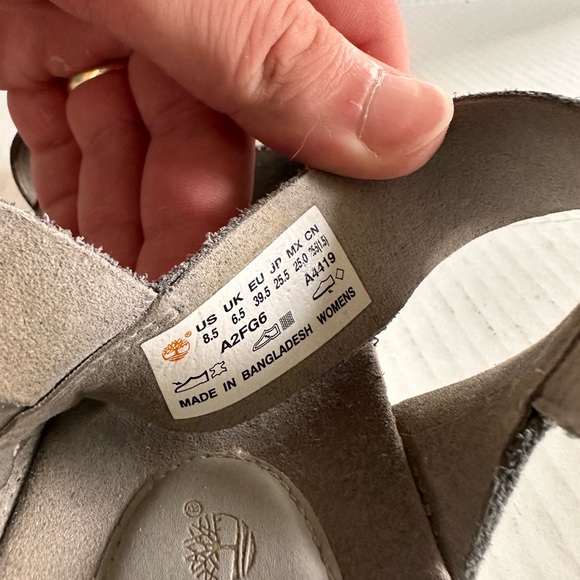 Timberland Buckle Platform Grey Sandals - Picture 5 of 5